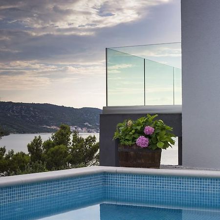 Villa Regina With Heated Pool And Sea View Marina Buitenkant foto