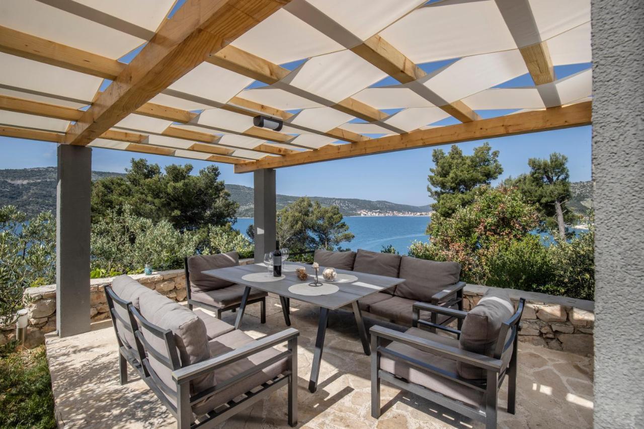 Villa Regina With Heated Pool And Sea View Marina Buitenkant foto
