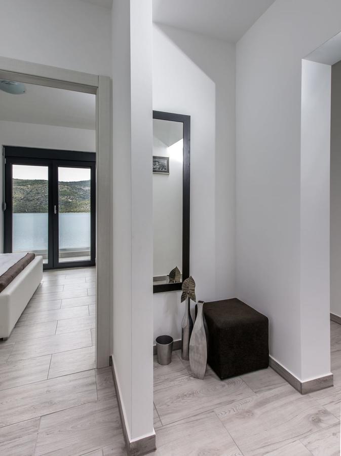 Villa Regina With Heated Pool And Sea View Marina Buitenkant foto