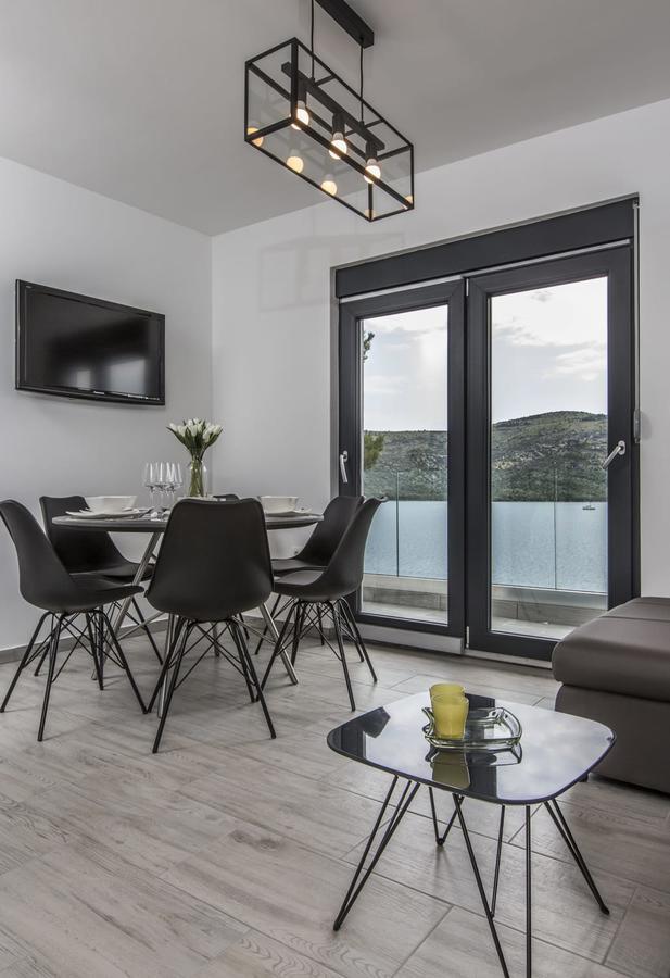 Villa Regina With Heated Pool And Sea View Marina Buitenkant foto
