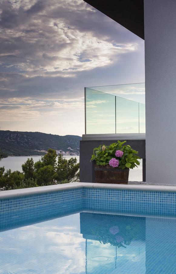 Villa Regina With Heated Pool And Sea View Marina Buitenkant foto